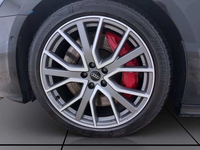 Audi S6 Avant Quattro