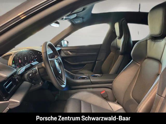 Porsche Taycan BOSE Abstandstempomat LED-Matrix Panorama