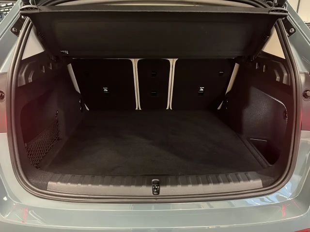 BMW X1 xDrive23d xLine HUD PANO ACC AHK 360°KAM RFK