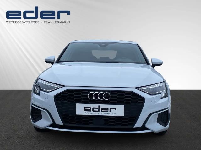 Audi A3 30 TFSI Sedan