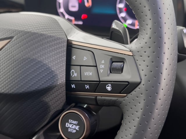 Cupra Terramar 1.5 e-Hybrid