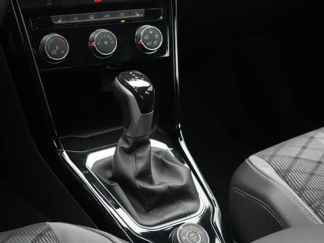 Volkswagen T-Roc VIRT ACC LED SHZ NAVI CARPLAY