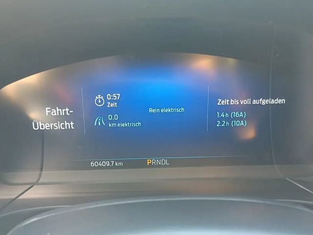 Ford Kuga Plug in Hybrid ST Line X