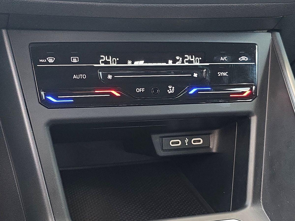 Volkswagen Polo 1.0 TSI DSG R-Line