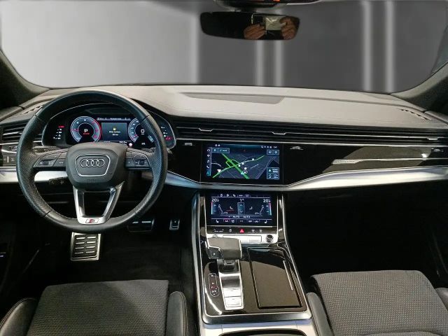 Audi Q8 45 TDI Quattro S-Line