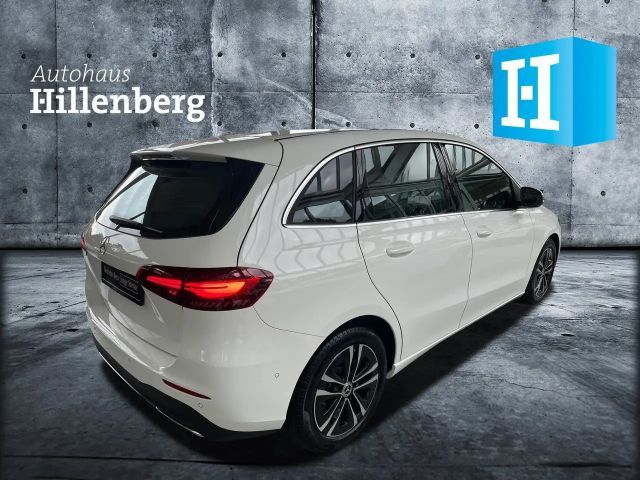 Mercedes-Benz B 200 Progressive Sedan