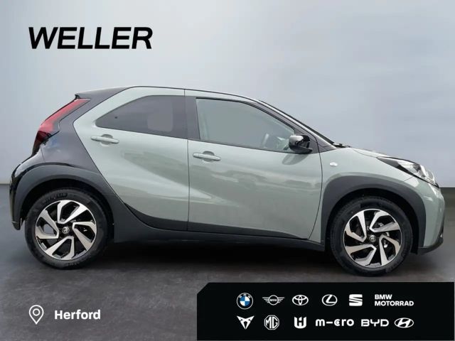 Toyota Aygo X Bi-Tone Hatchback