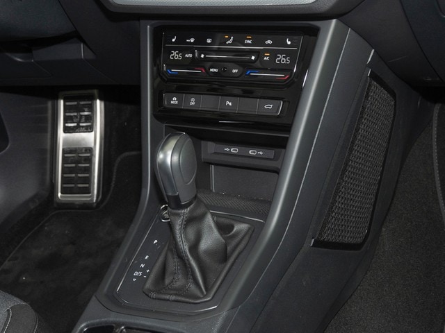 Volkswagen Touran 1.5 TSI DSG