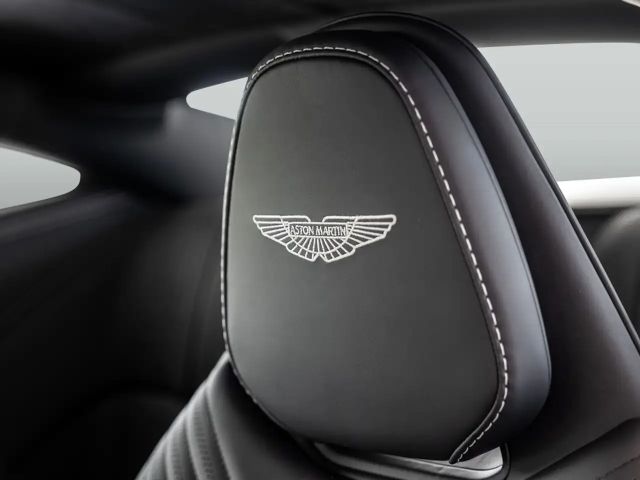 Aston Martin DB11 V8