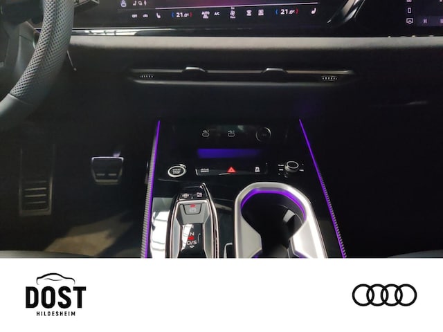 Audi A6 Avant Quattro S-Tronic