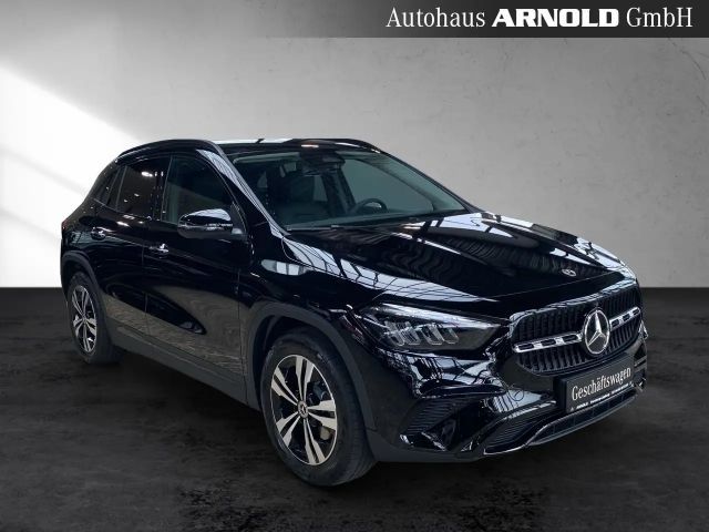 Mercedes-Benz GLA 200 Progressive