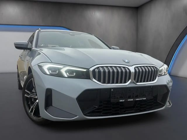 BMW 330 330i Touring xDrive