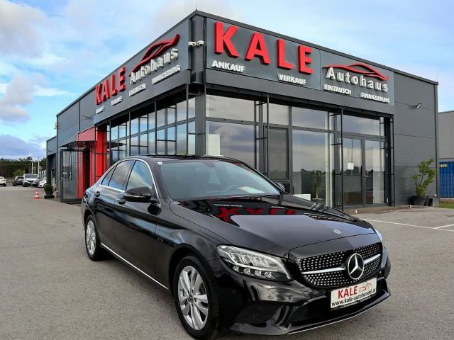 Mercedes-Benz C 300 AVANTGARDE Sedan
