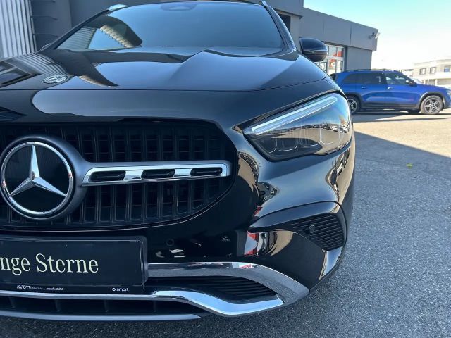 Mercedes-Benz GLA 180 Progressive