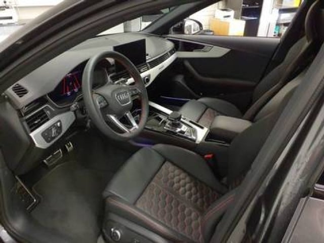 Audi RS4 Avant Quattro