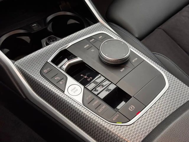 BMW 330 330e M-Sport Touring