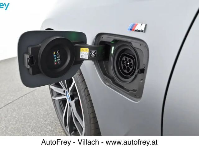 BMW 330 330e Sedan xDrive