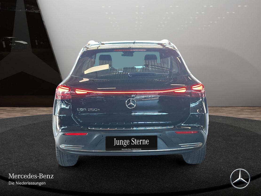 Mercedes-Benz EQA 250