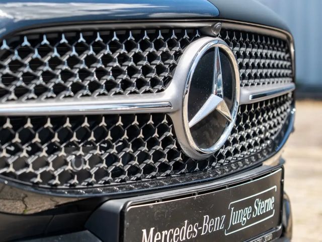 Mercedes-Benz CLA 200 AMG Line Coupé