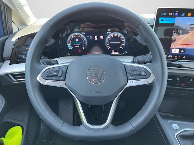 Volkswagen Golf Life