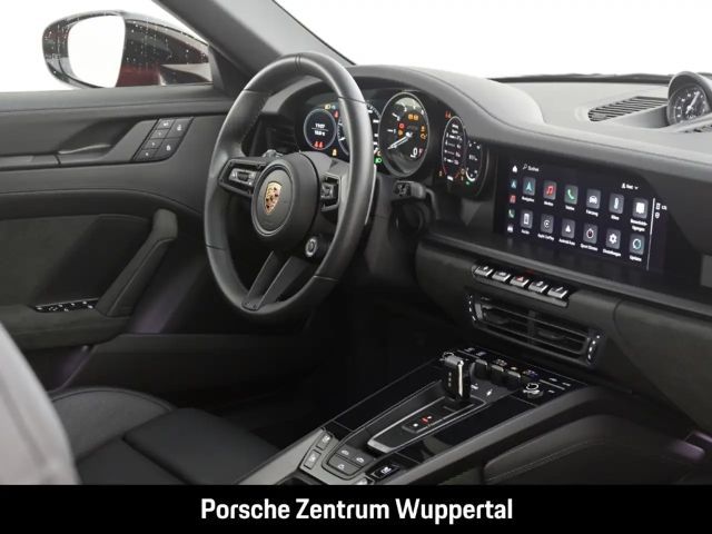 Porsche 992 Cabrio Carrera GTS