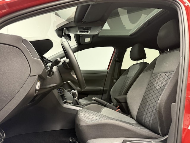 Volkswagen Taigo 1.5 TSI DSG R-Line