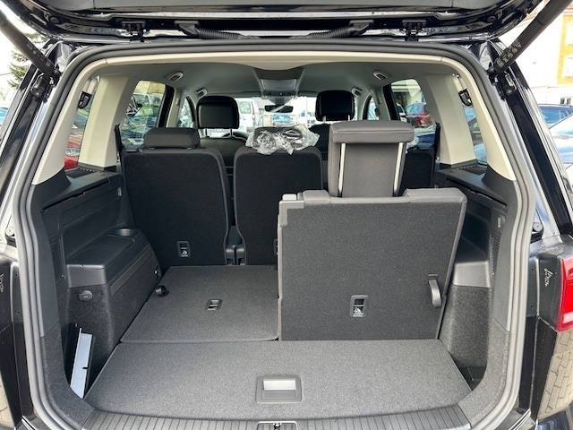 Volkswagen Touran 1.5 TSI DSG