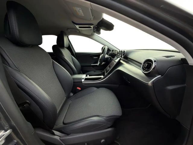 Mercedes-Benz C 220 AVANTGARDE C 220 d Sedan