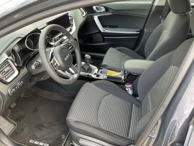 Kia Ceed ULTIMATE EDITION *STYLE-PAKET*KEYLESS-GO*