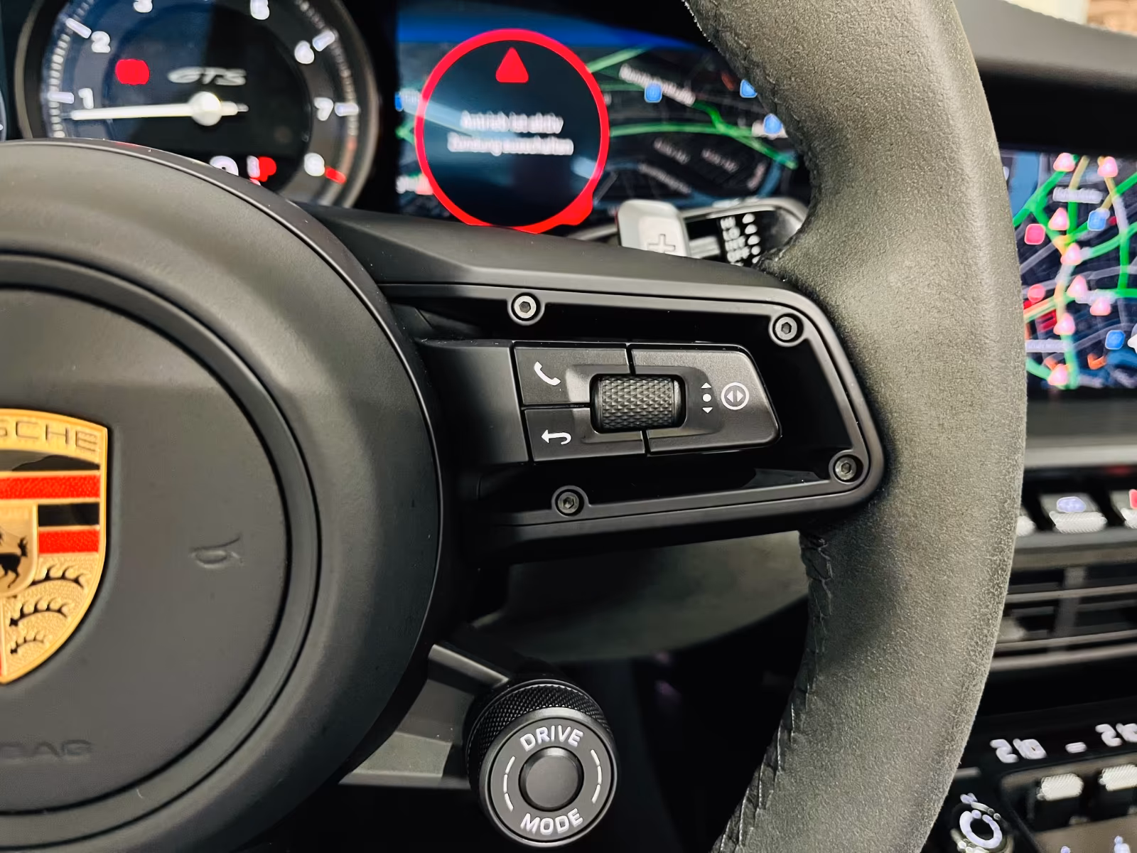 Porsche 911 992 Cabriolet Carrera GTS