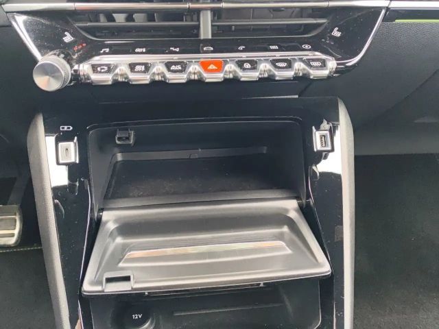 Peugeot E-208 GT-Line