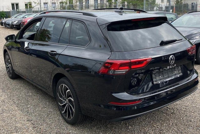 Volkswagen Golf Life Variant