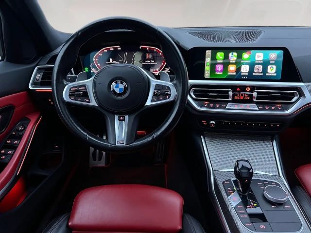 BMW 320 320i M-Sport Sedan