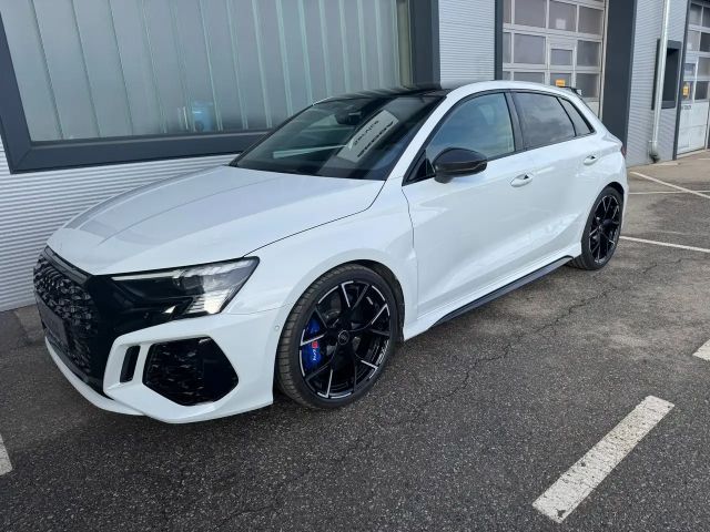 Audi RS3 Quattro