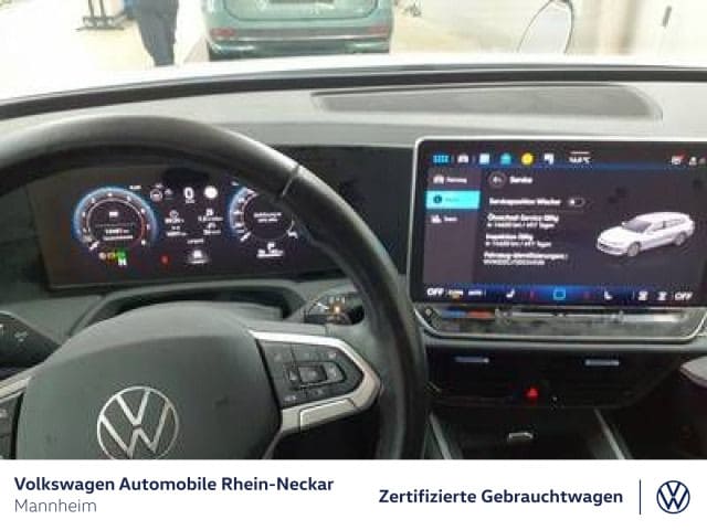 Volkswagen Passat 1.5 eTSI Business DSG Variant