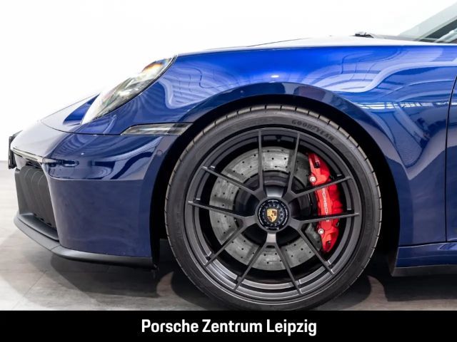 Porsche 992 Cabrio Carrera GTS