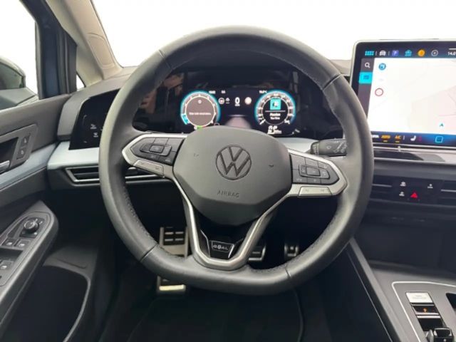 Volkswagen Golf 1.5 eTSI DSG Variant