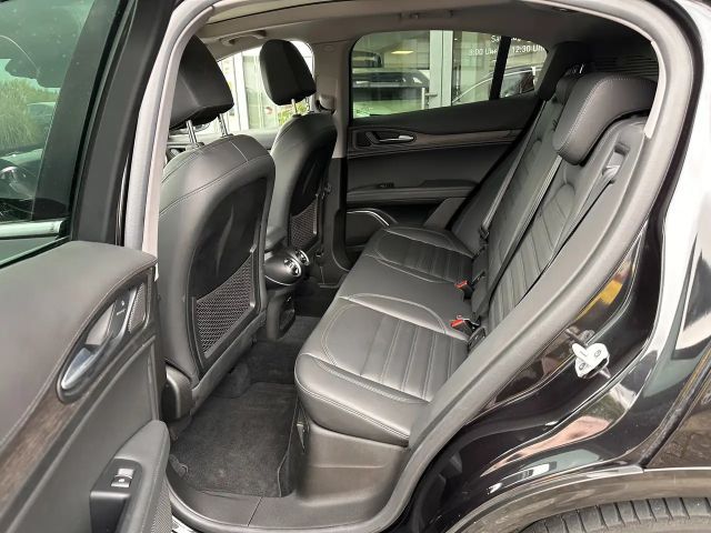 Alfa Romeo Stelvio Lusso Q4 TI