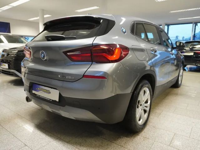 BMW X2 xDrive25e