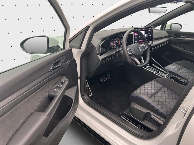 Volkswagen Golf 1.5 eTSI DSG R-Line