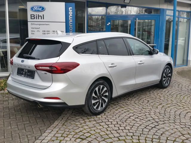 Ford Focus Titanium Wagon