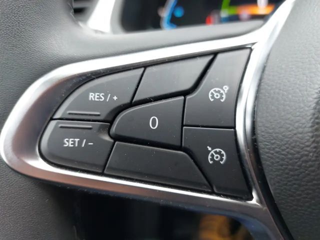 Renault Captur EDC Hybrid