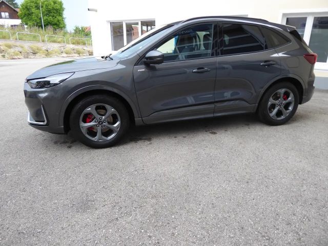 Ford Kuga Hybrid ST Line X