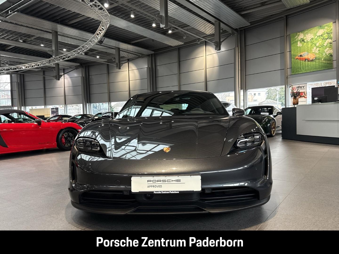 Porsche Taycan InnoDrive Head-Up Luftfederung 20-Zoll