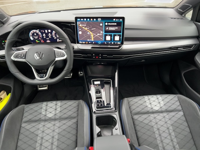 Volkswagen Golf 1.5 eTSI DSG