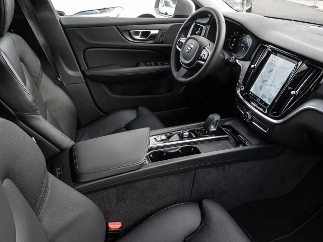 Volvo V60 Cross Country AWD Plus