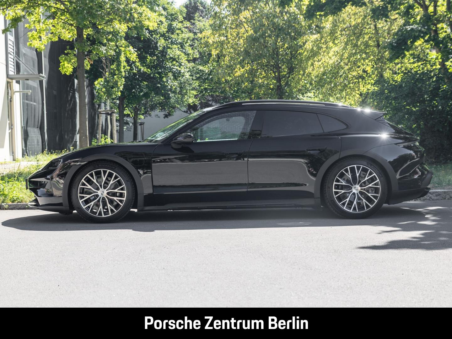 Porsche Taycan 4 Cross Turismo