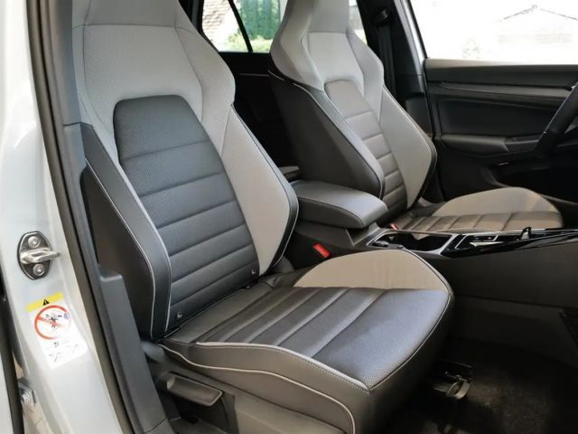 Volkswagen Golf GTE Golf VIII IQ.Drive