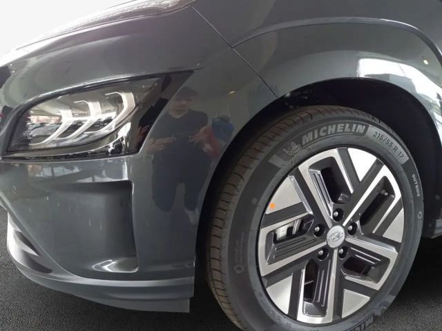 Hyundai Kona Advantage Electric