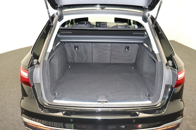 Audi A4 35 TDI Avant S-Line S-Tronic